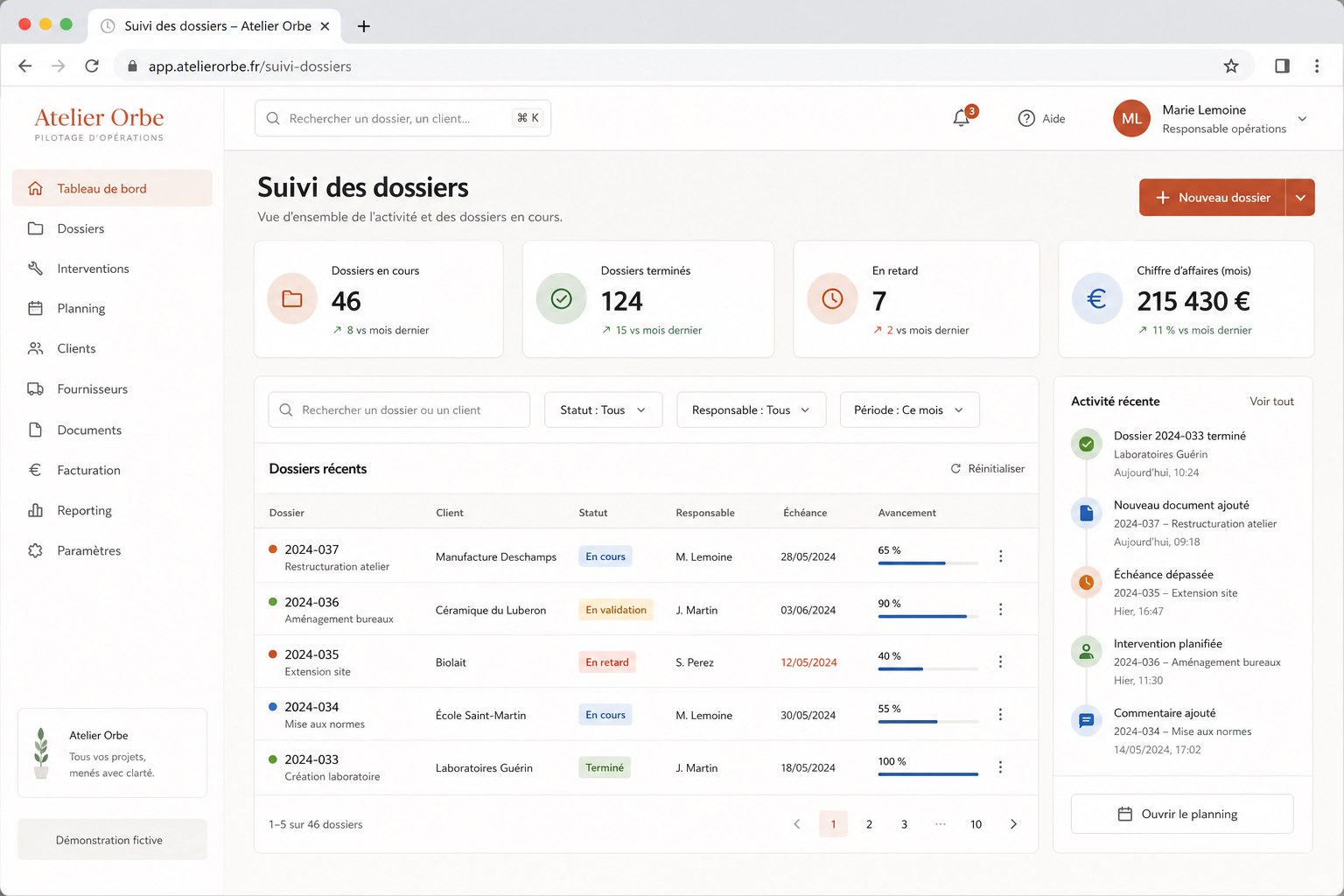 Exemple fictif d’un portail métier web avec dossiers, statuts et tableau de bord